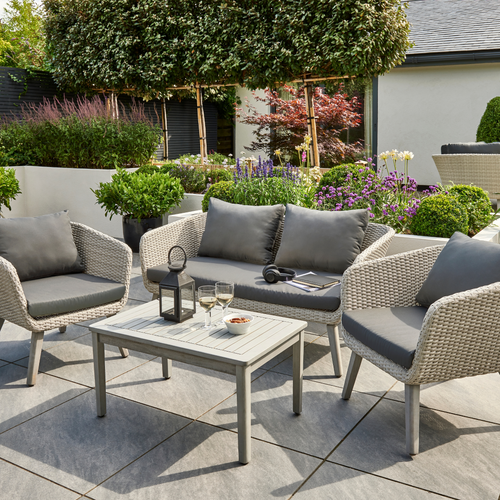The Chedworth lounge set outside in the garden.