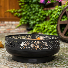 Load image into Gallery viewer, Cook King Boston 80cm Decorative Fire Bowl outside in the garden
